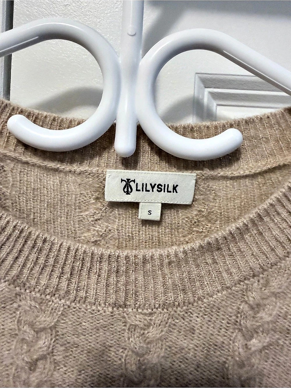 LILYSILK Cashmere Cable Knit Sweater with Ribbed Edges Beige Small - Picture 6 of 7